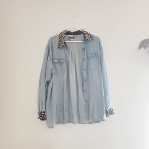 Vintage denim shirt with leopard trim
